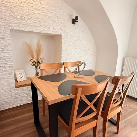 - Family Jurcek * クラーニ