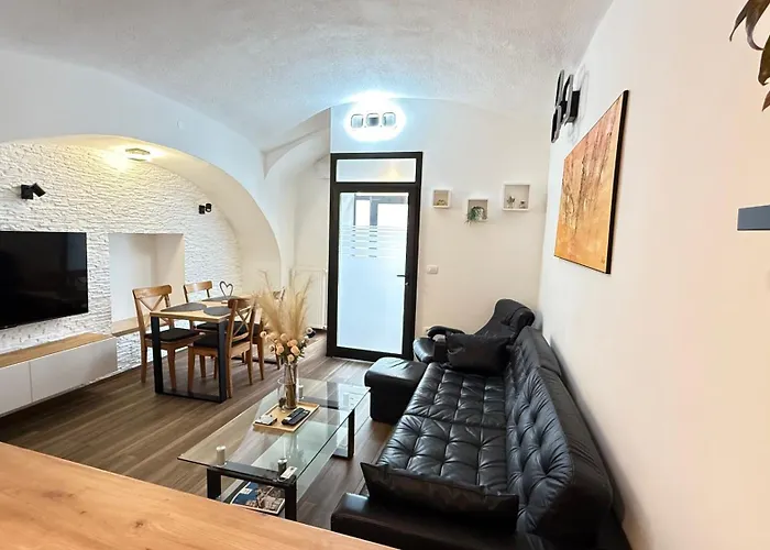 - Family Jurcek * クラーニ